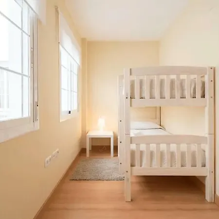 Shiny Lud Family Appartement *